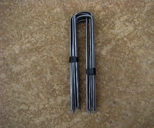 weed-barrier-stakes weed-barrier-stakes